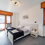 Apartamento Da Cichin 1 - Free Parking, Wi-fi & Ac *